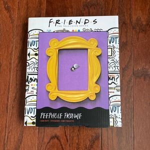 New in box friends peephole frame